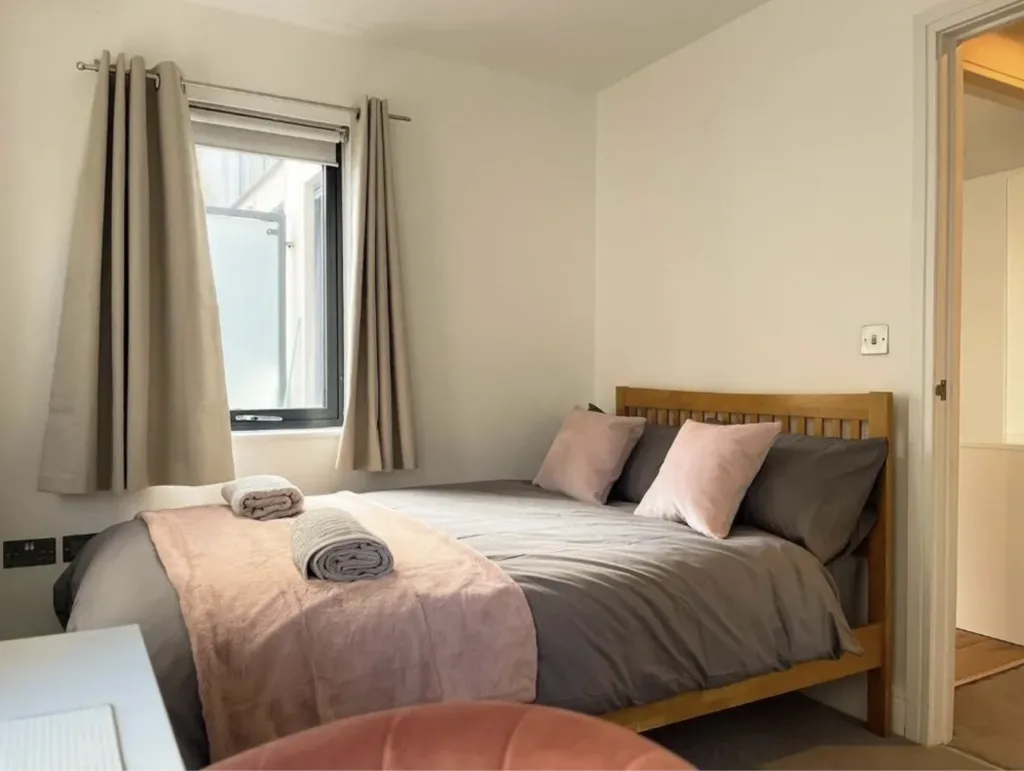 3 bedroom semi-detached house for rent