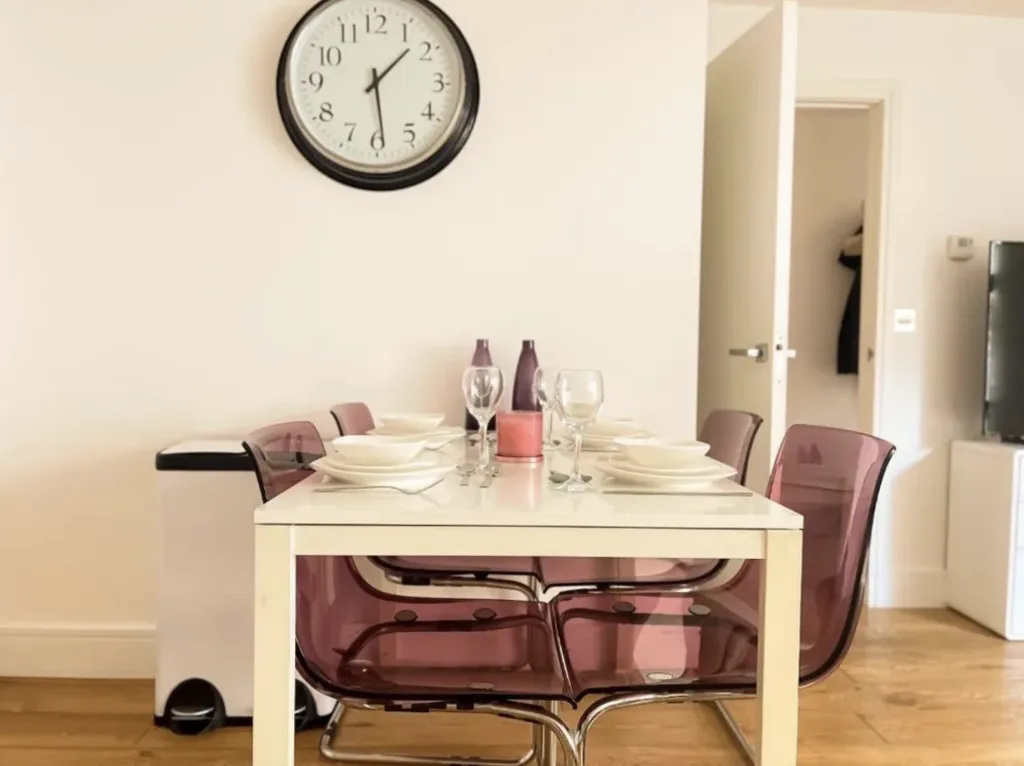 3 bedroom semi-detached house for rent