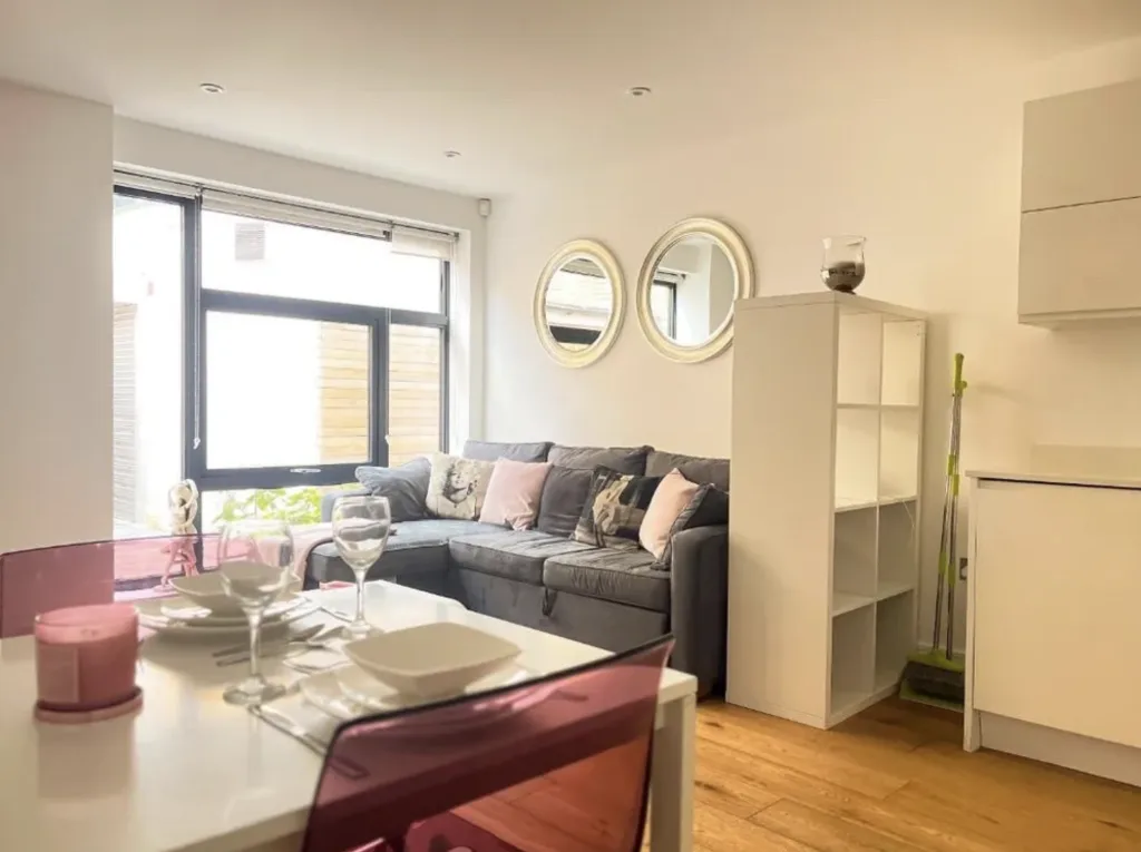 3 bedroom semi-detached house for rent