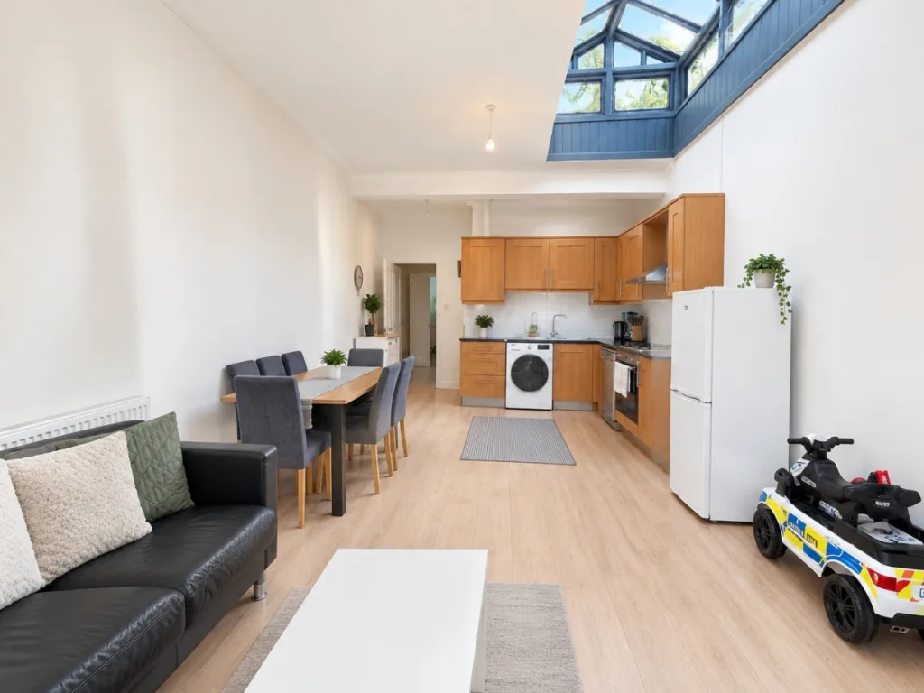 2 bedroom flat for rent