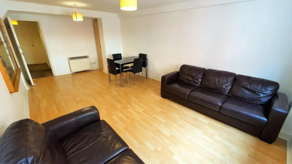 3 bedroom apartment for rent
