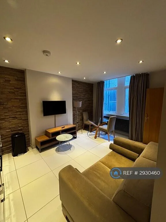 Studio flat for rent