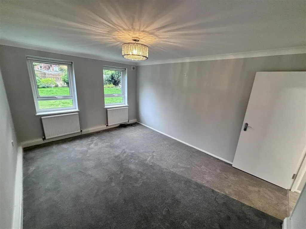 2 bedroom house for rent