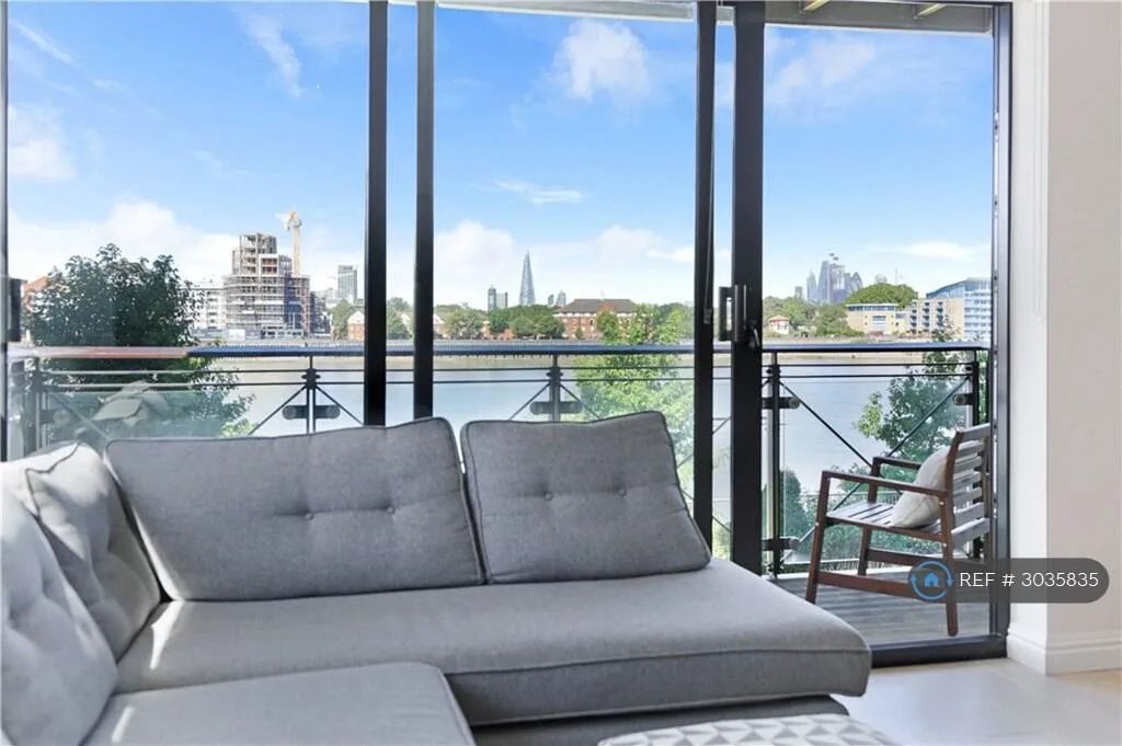 3 bedroom flat for rent