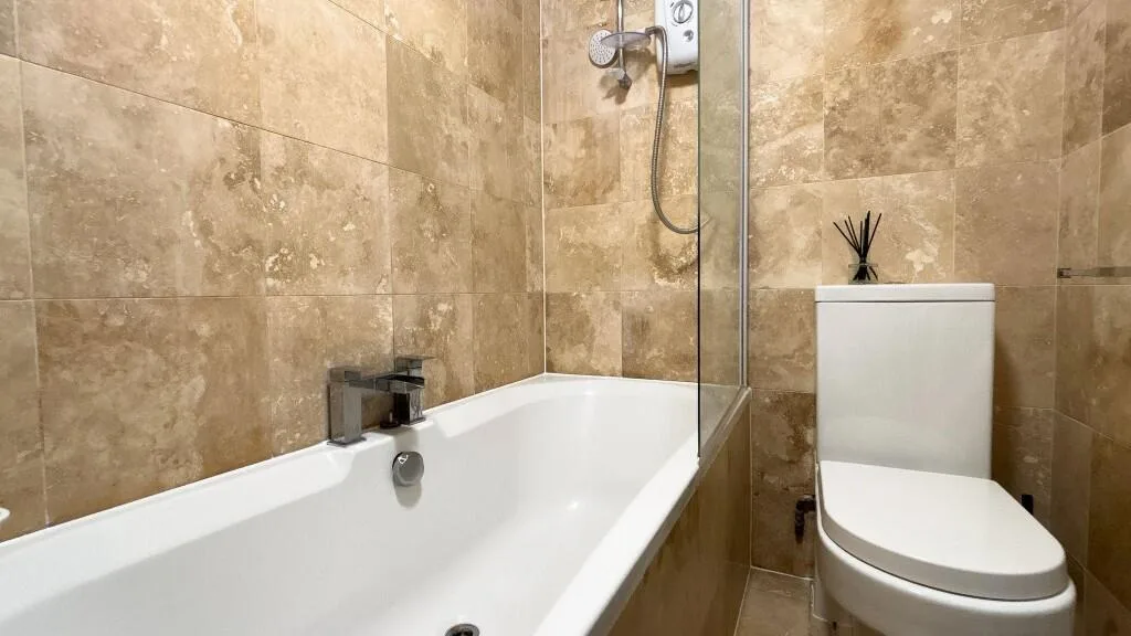 1 bedroom ground floor flat for rent