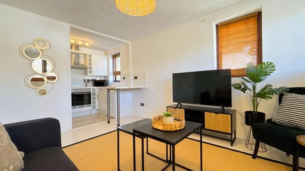 1 bedroom ground floor flat for rent