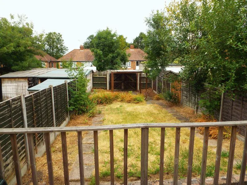 3 bedroom semi-detached house for rent