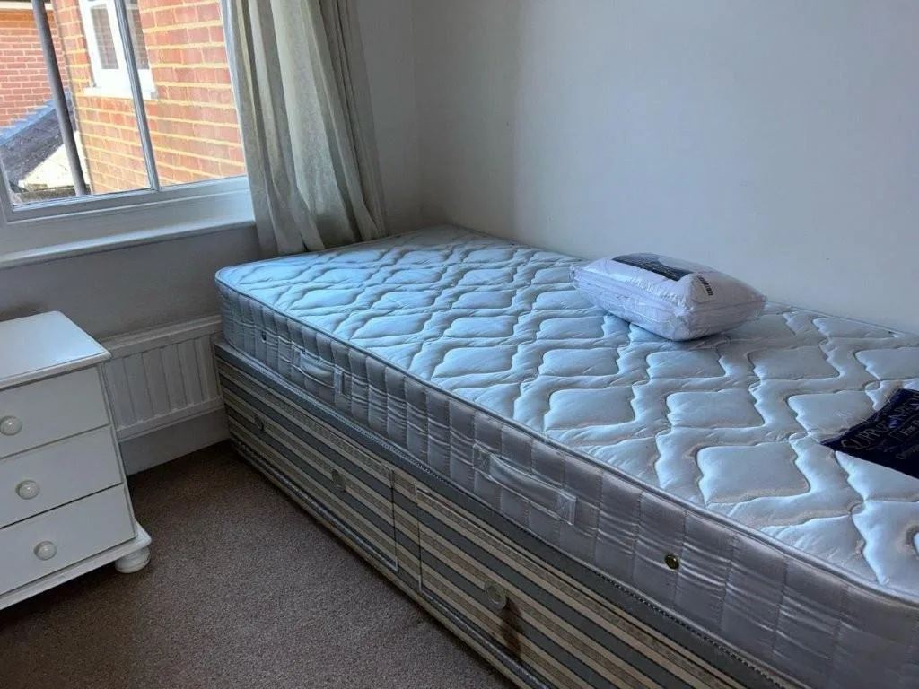 2 bedroom house for rent