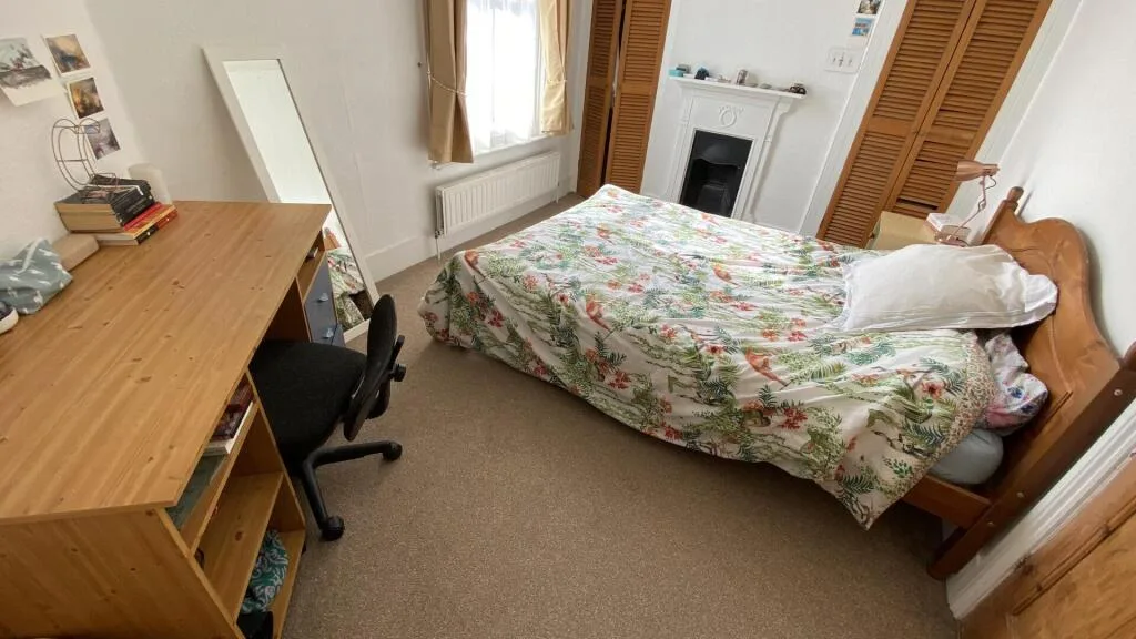 2 bedroom house for rent