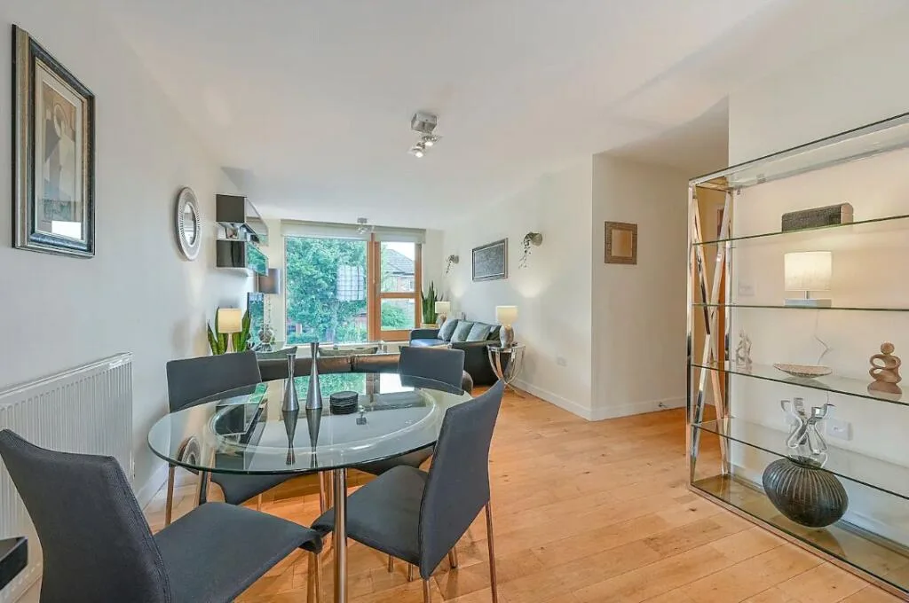 2 bedroom flat for rent