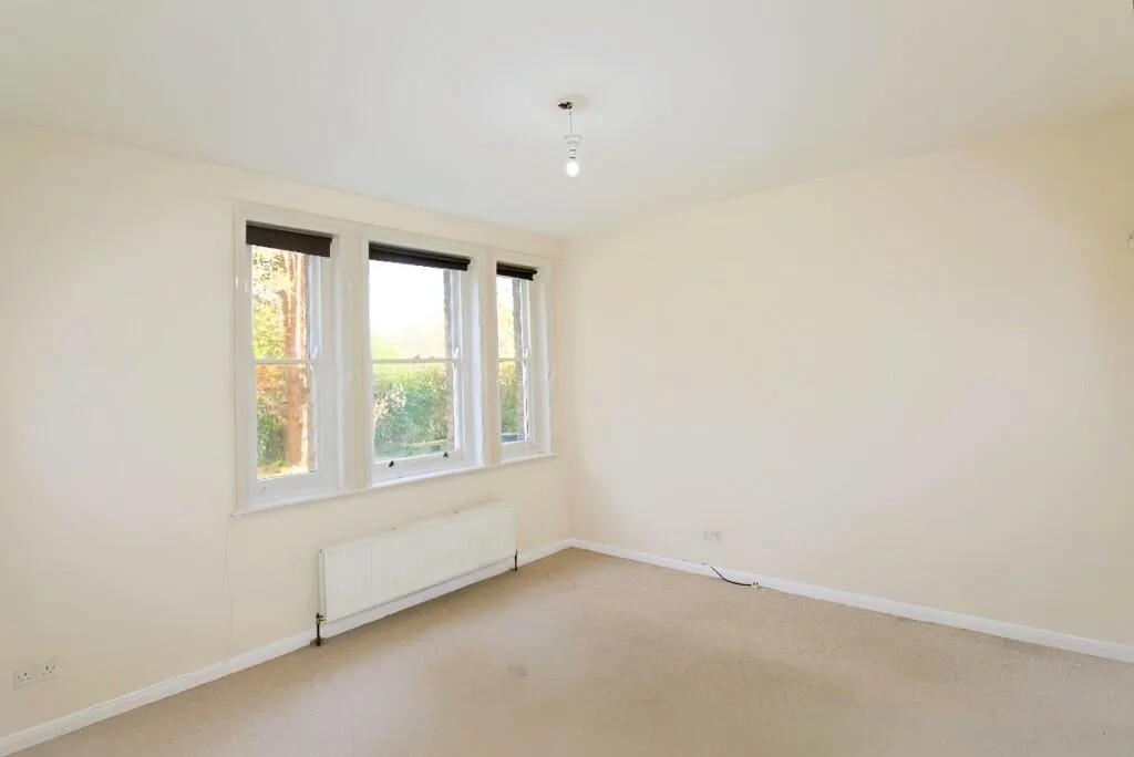 2 bedroom ground floor maisonette for rent