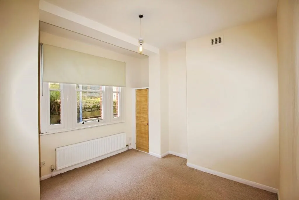 2 bedroom ground floor maisonette for rent