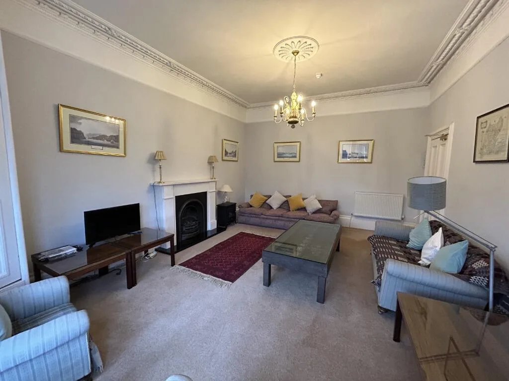 4 bedroom flat for rent