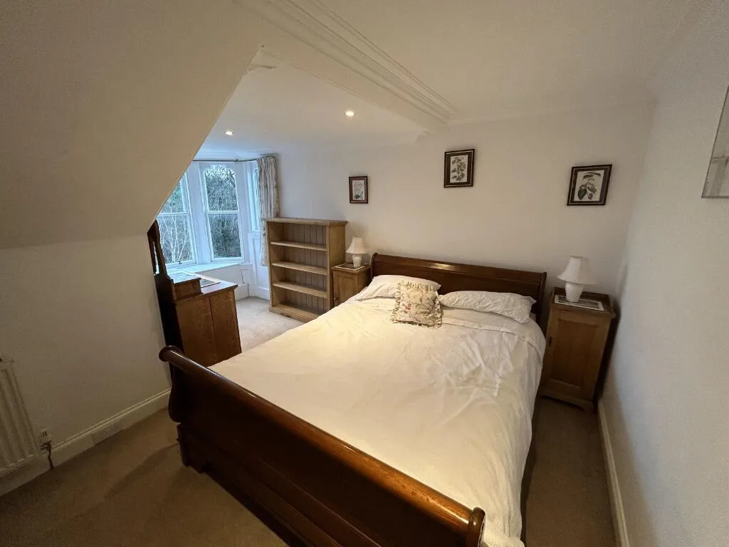 4 bedroom flat for rent