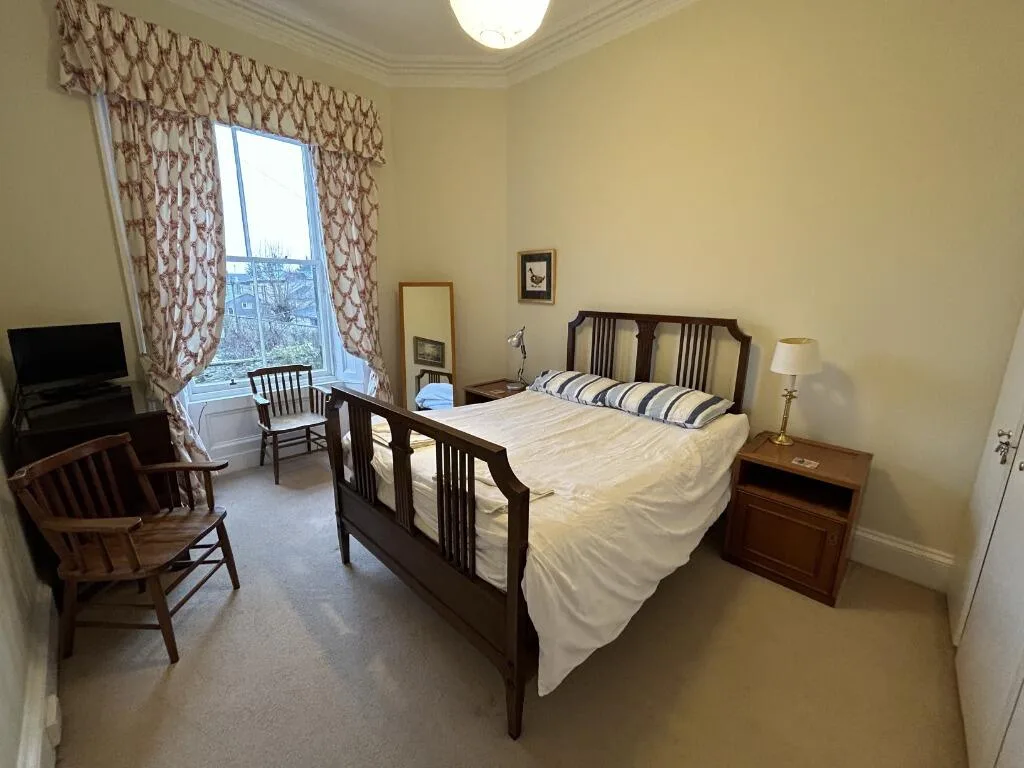 4 bedroom flat for rent