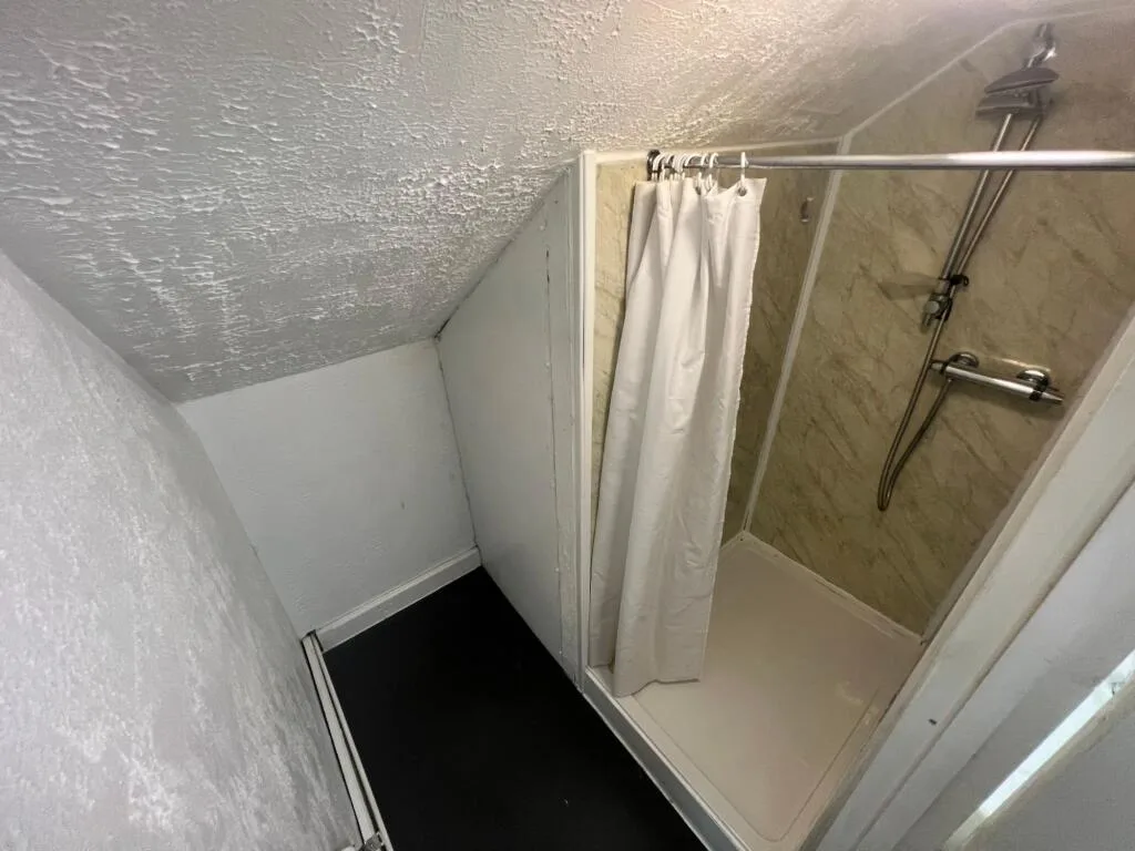 1 bedroom house of multiple occupation for rent