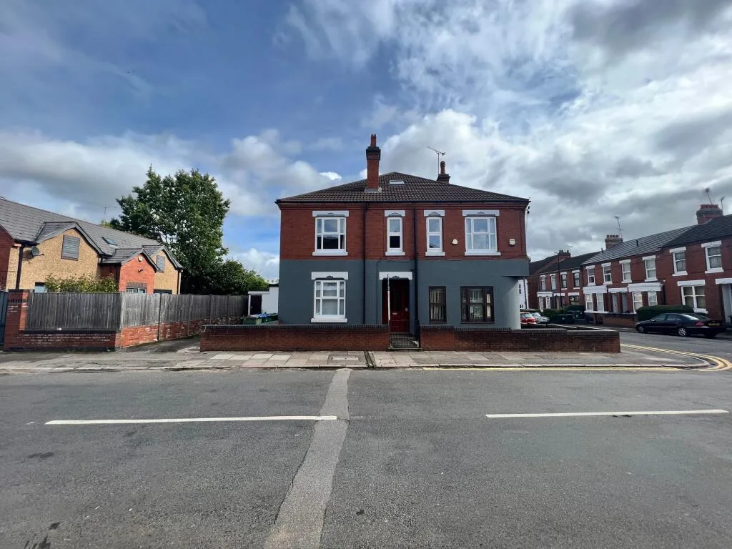 1 bedroom house of multiple occupation for rent