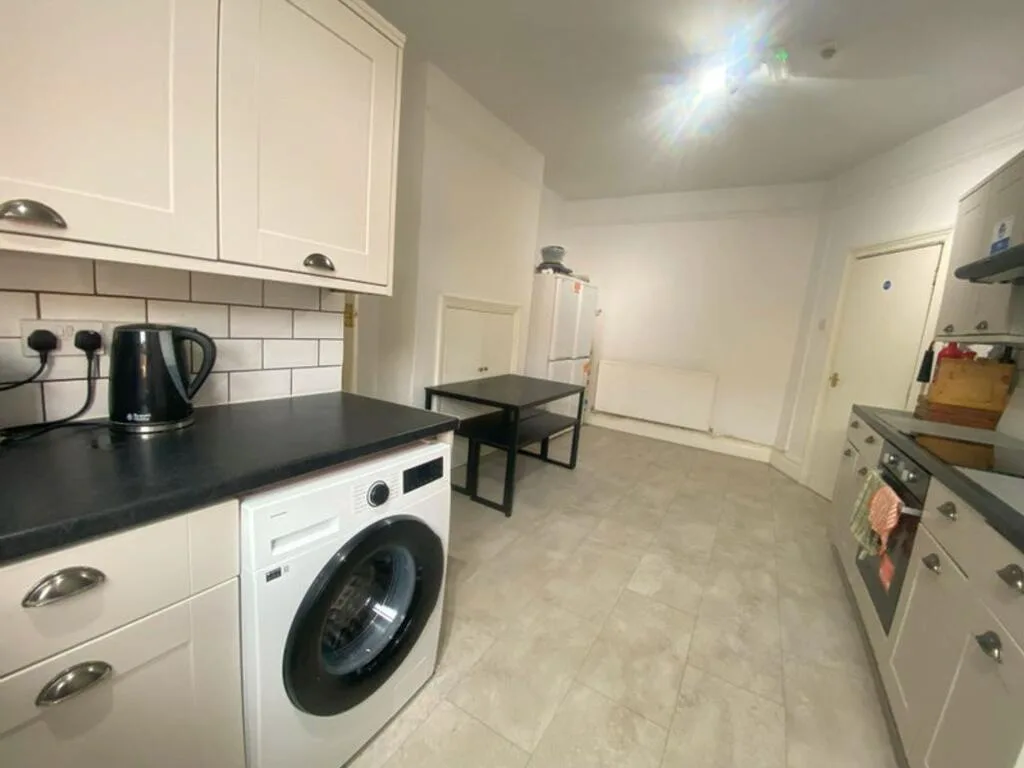 1 bedroom house of multiple occupation for rent