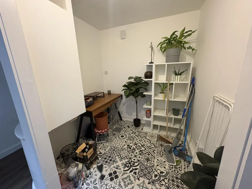 2 bedroom house for rent