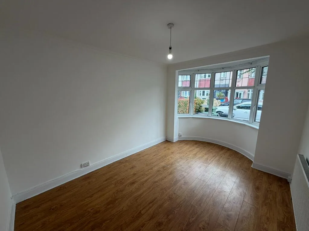 5 bedroom terraced house for rent