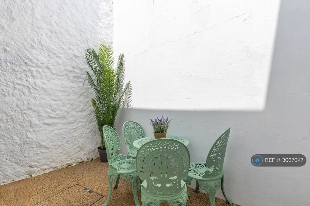 2 bedroom terraced house for rent