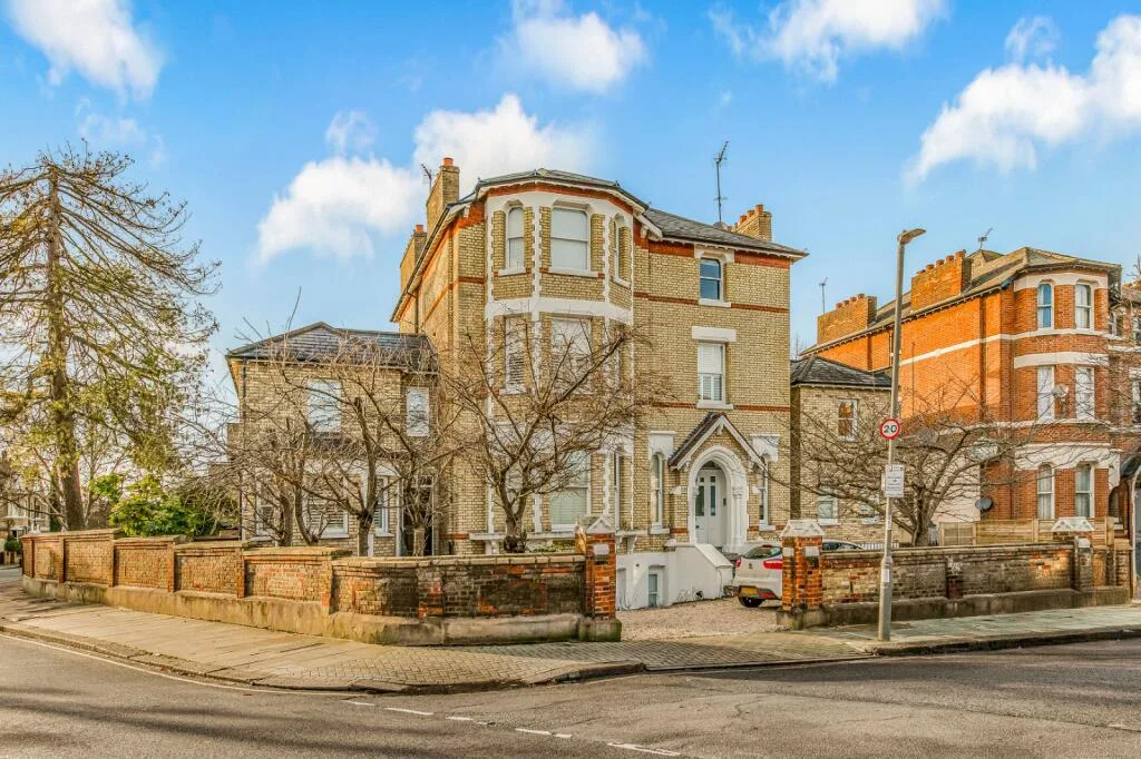 2 bedroom property for rent