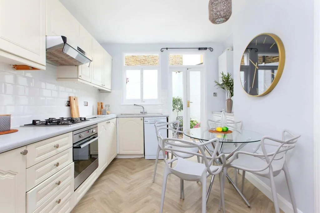 2 bedroom flat for rent