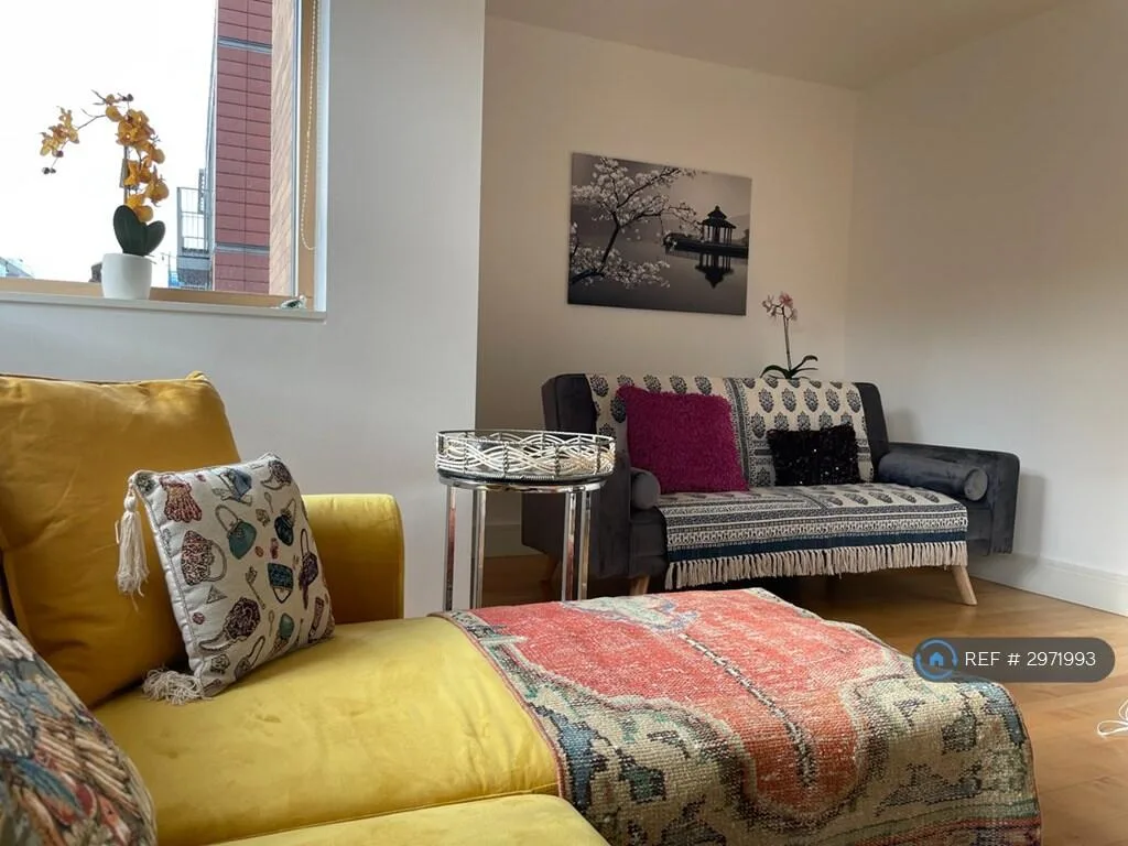 2 bedroom flat for rent