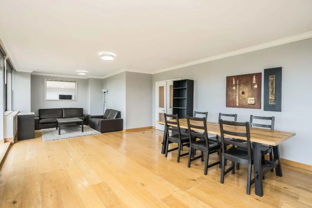 4 bedroom flat for rent