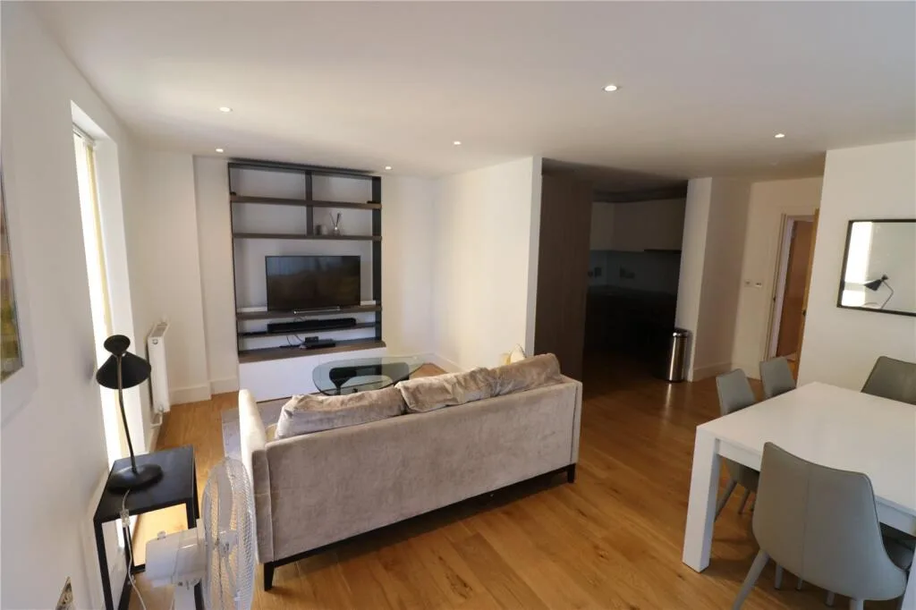 3 bedroom apartment for rent
