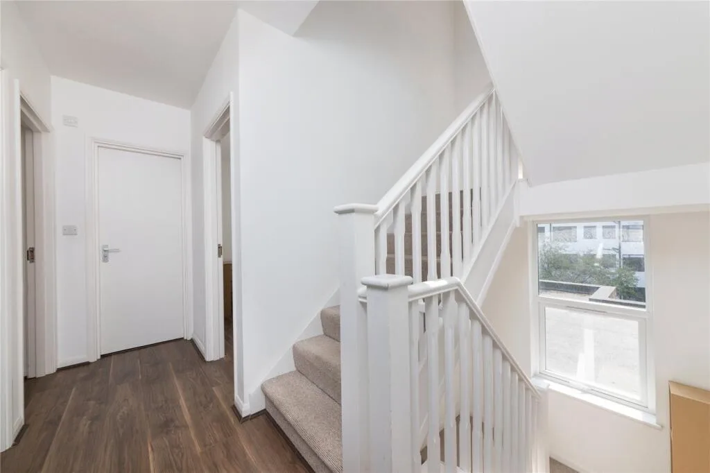 4 bedroom terraced house for rent