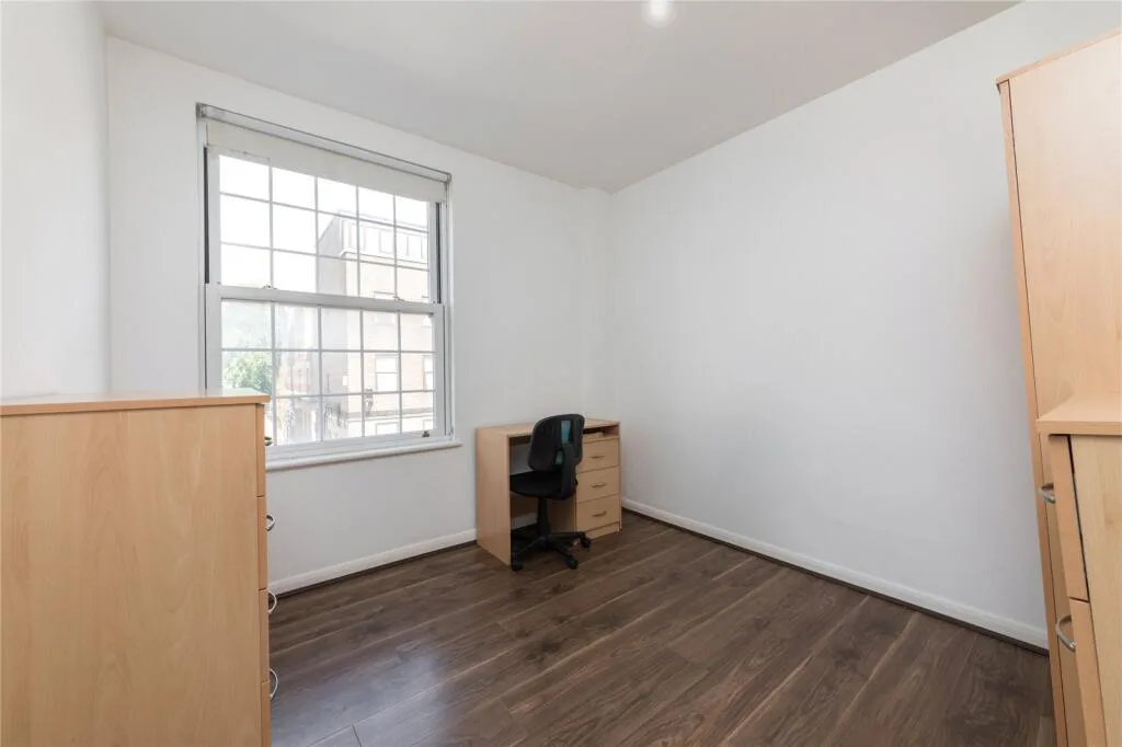 4 bedroom terraced house for rent