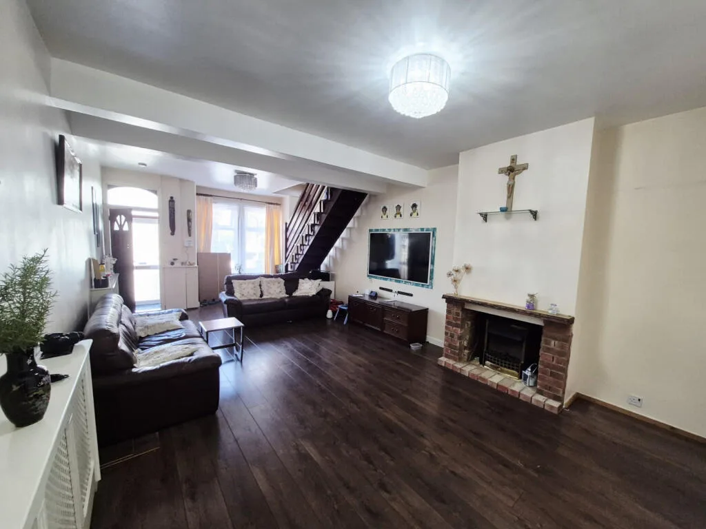 2 bedroom terraced house for rent