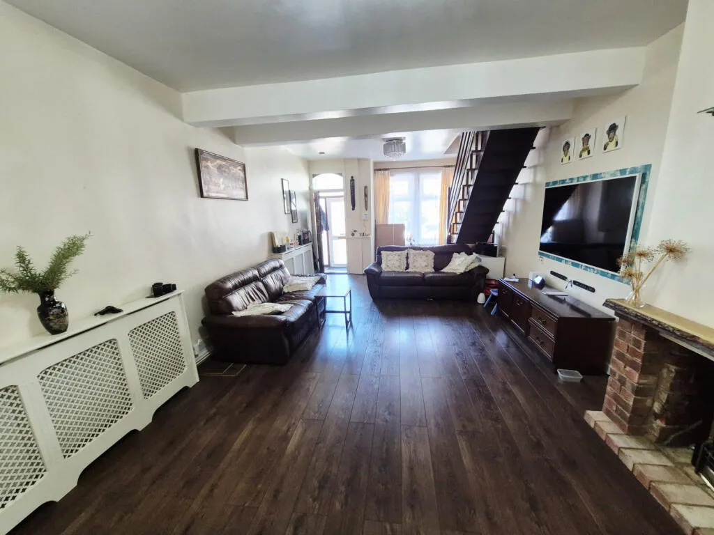 2 bedroom terraced house for rent