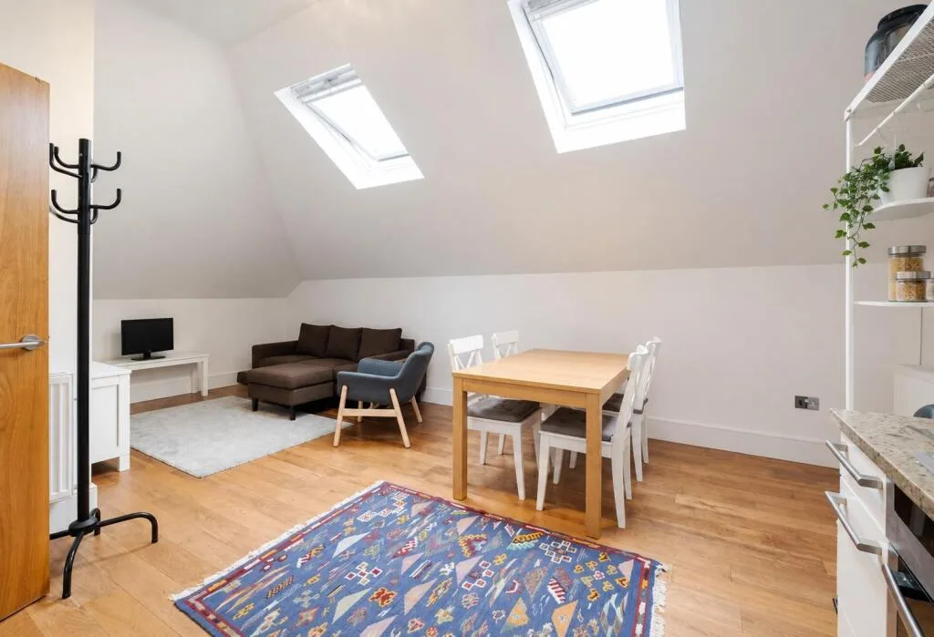 2 bedroom flat for rent