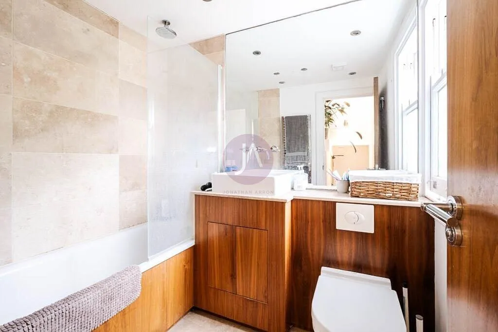 2 bedroom duplex for rent
