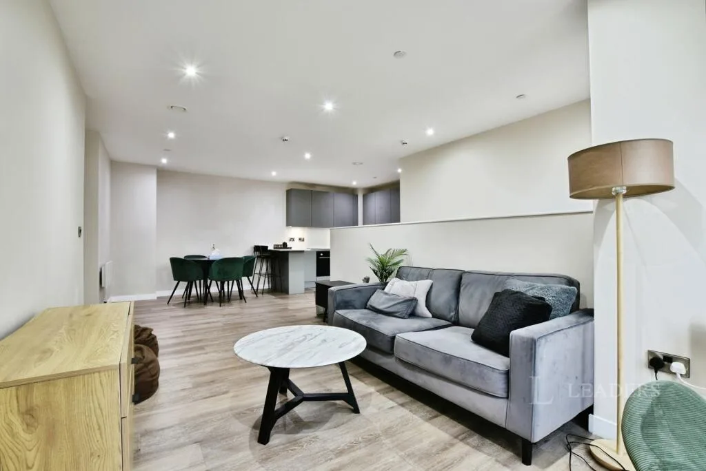 2 bedroom house for rent