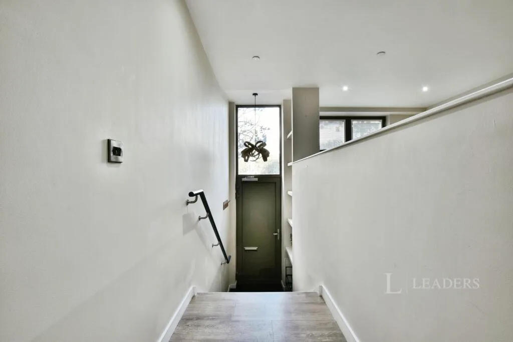 2 bedroom house for rent