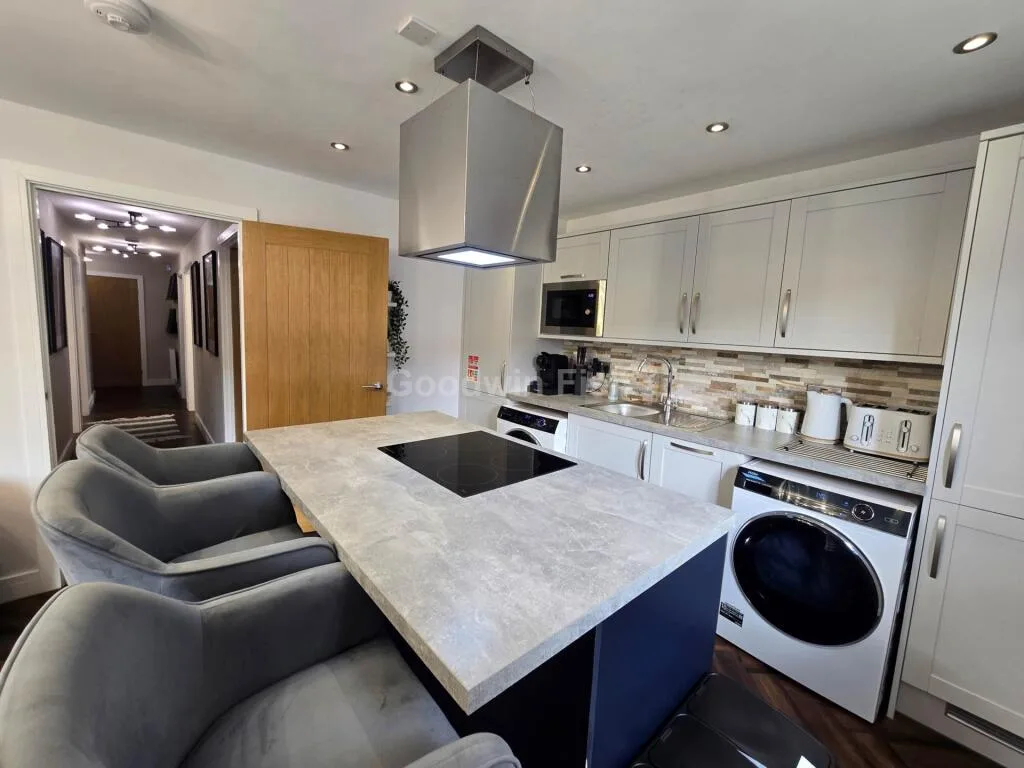 3 bedroom apartment for rent