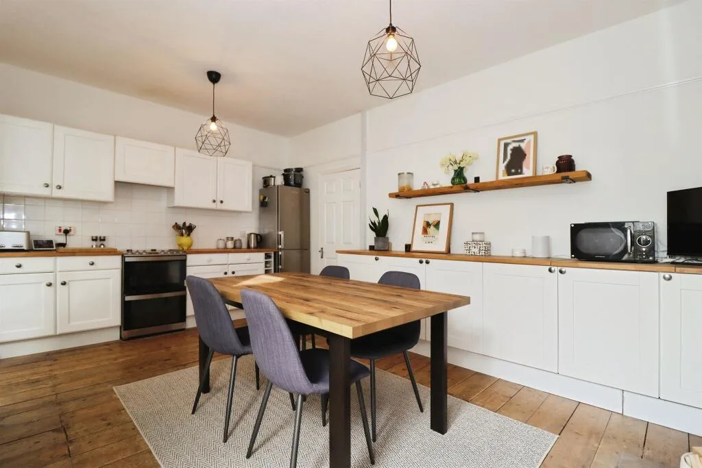 3 bedroom terraced house for rent