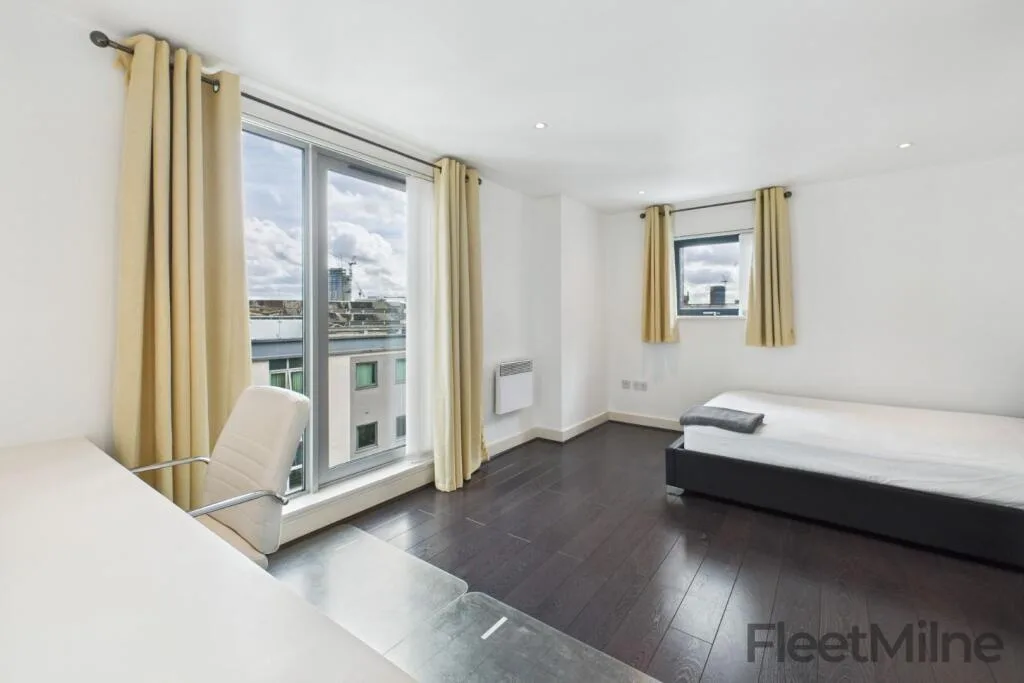 2 bedroom penthouse for rent