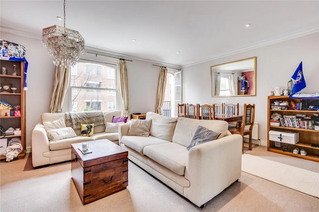 2 bedroom flat for rent