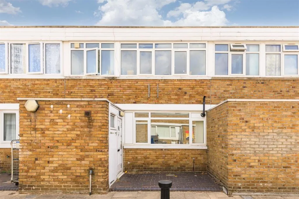 4 bedroom house for rent