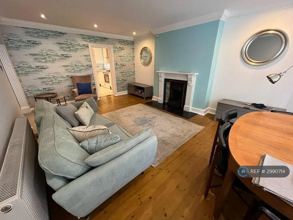 2 bedroom flat for rent