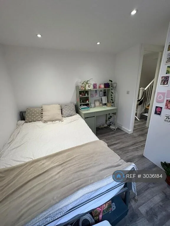 3 bedroom flat for rent