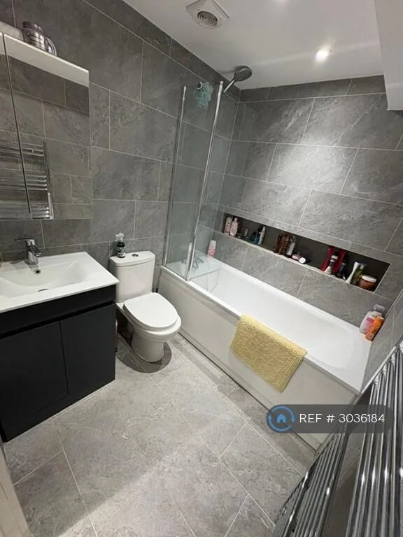 3 bedroom flat for rent