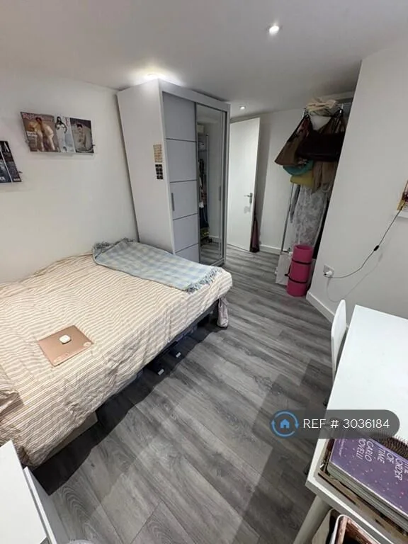 3 bedroom flat for rent