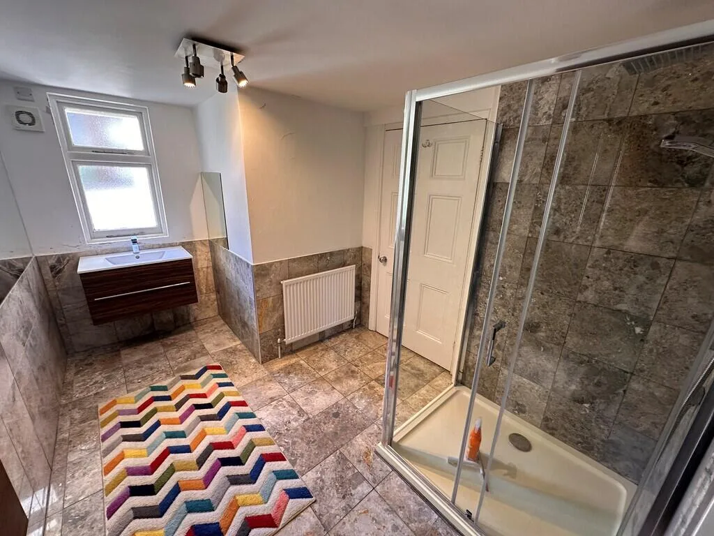 3 bedroom apartment for rent
