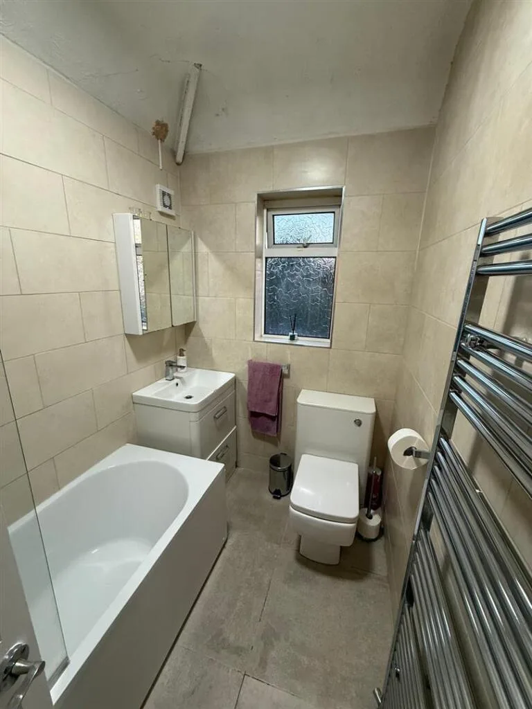 2 bedroom house for rent