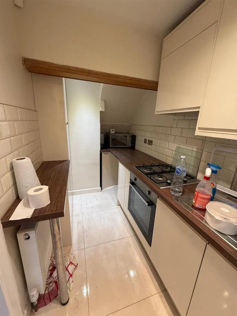 2 bedroom house for rent